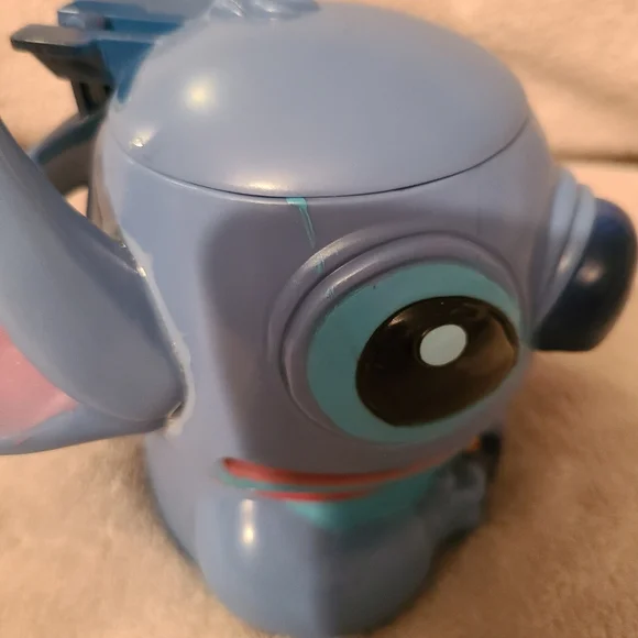 Stitch Disney on Ice Cup With Lid - Picture 5 of 10